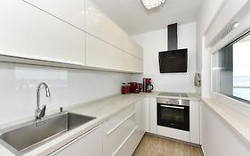 Mm Luxury Apartments Gold & Rubin